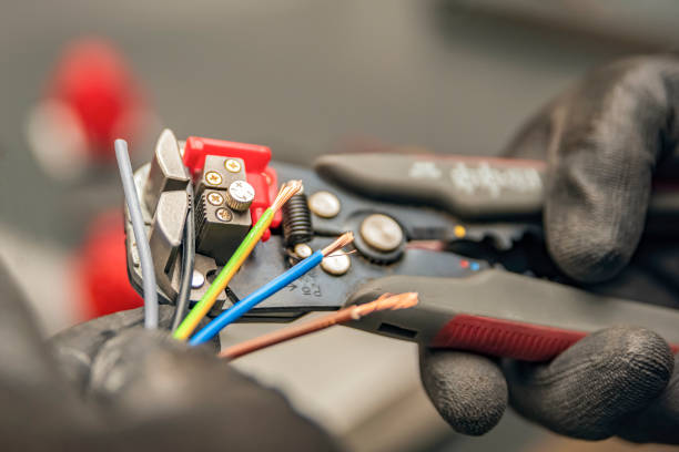 Best Emergency Electrical Repair  in Vanceburg, KY